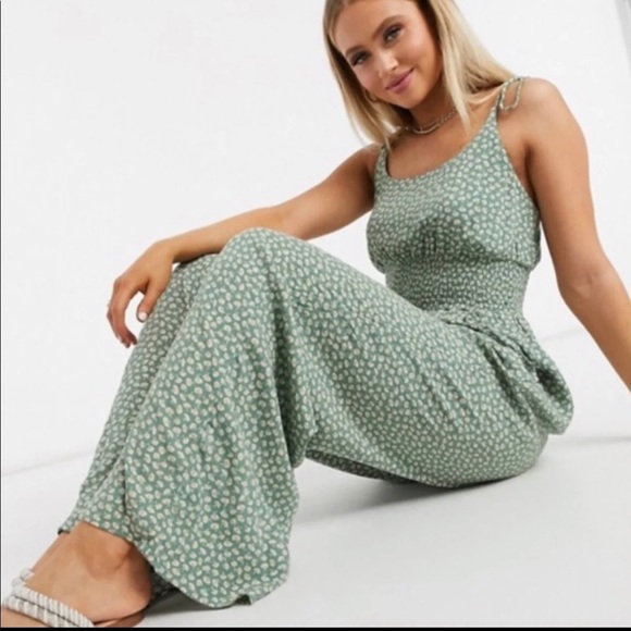 American Eagle Outfitters Pants - 🦋 American Eagle Floral Tie Strap Jumpsuit